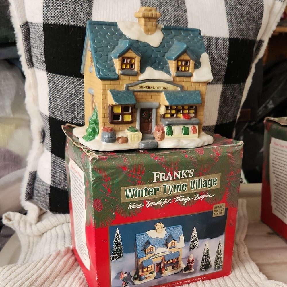 Vintage Frank's Winter‎ Tyme Village General Store
